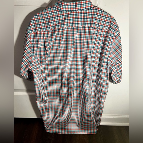 Mens L.L. Bean short sleeve button down. - Picture 3 of 4